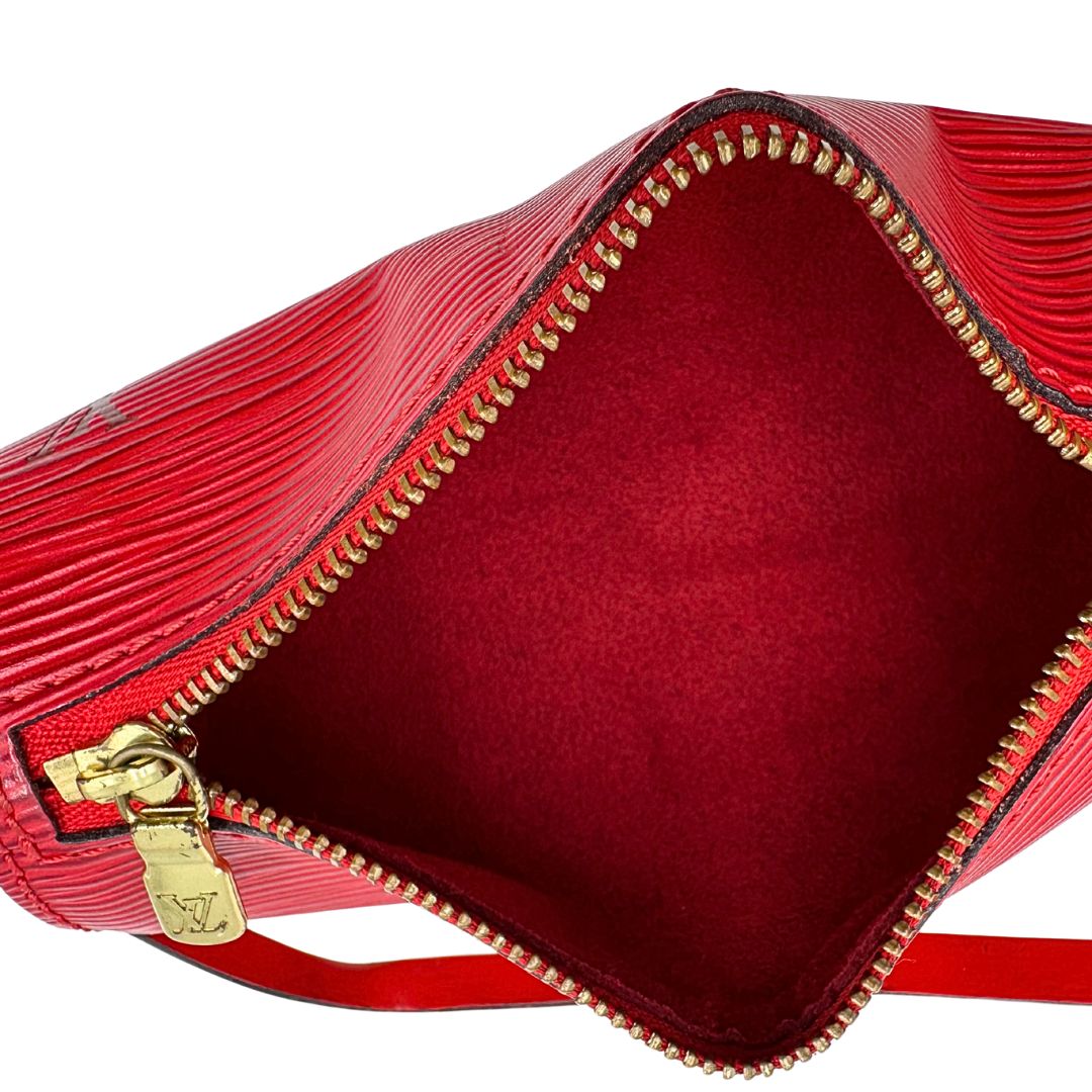 Soufflot Epi Louis Vuitton rossa con pochette – Vivo Vintage