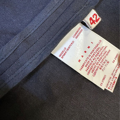 Soprabito Marni in misto cotone e lino, taglia 42. Modello con spalla sciallata.