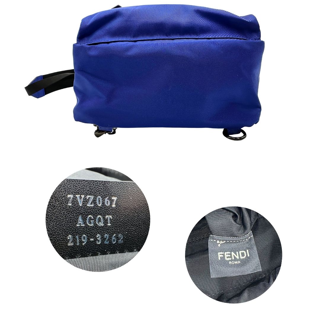 Base e codici di uno zaino Fendi edizione limitata in Econyl di Aquafil blu reale rifinito con parti in pelle tono su tono; munito di una bretella regolabile. Retro traforato trama zucca in nero. Completo di dustbag e cartellino.