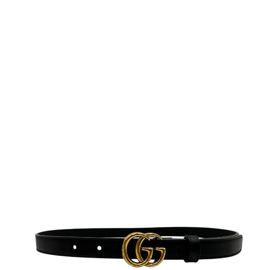 Cintura Gucci in pelle bianca con parti metalliche dorate. Completa di dustbag, di lusso, originale, ottime condizioni.