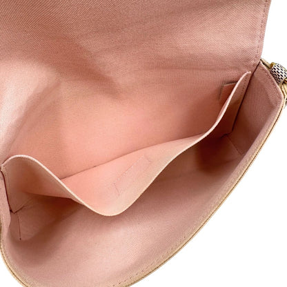 Interno Borsa Louis Vuitton Félicie in canvas Damier Azur con parti metalliche dorate e interno in pelle rosa. Munita di una tracolla in catena amovibile e accessori portacarte, e portamonete estraibili. Originale, usato, in condizioni ottime.