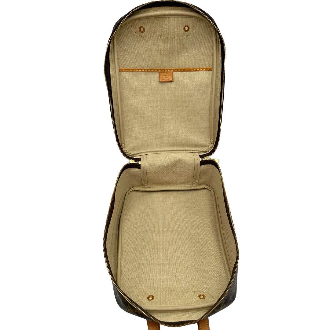 interno Borsa Louis Vuitton in canvas marrone monogram con parti metalliche dorate e finiture in vacchetta naturale; munita di doppi manici. Completa di dustbag, lucchetto e chiavi, di lusso, originale, ottime condizioni. 