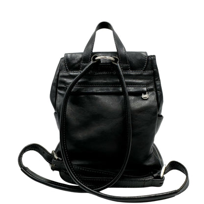 Retro di uno zaino The Bridge in cuoio nero con parti metalliche argentate. Cinghie delle bretelle regolabili. Completo di dustbag.