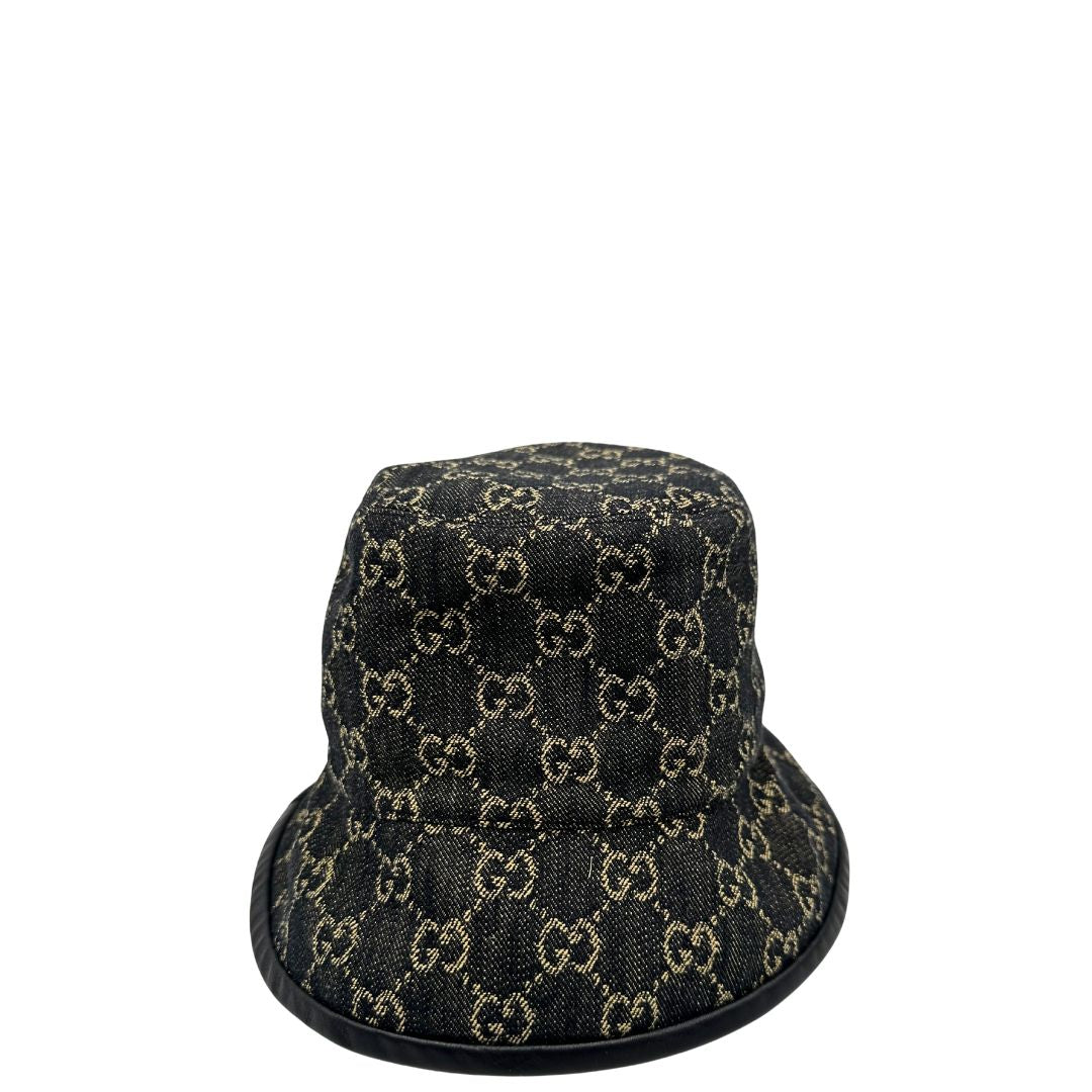 Cappello Gucci in denim GG monogram in 100% cotone. Completo di busta logata e cartellini, di lusso, originale, ottime condizoni.