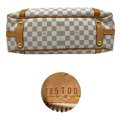 Base Borsa Louis Vuitton in canvas bianco Damier Azur con parti metalliche dorate e finiture in vacchetta naturale; munita di doppi manici, da portare a spalla. Originale, usata, di lusso, in ottime condizioni