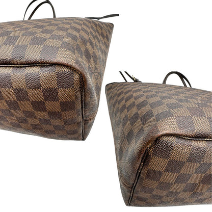 Borsa Louis Vuitton Neverfull GM in canvas Damier Ébène con finiture in pelle marroni testa di moro e parti metalliche dorate; munita di doppi manici, indossabile a spalla, di lusso, originale, di lusso, usata.