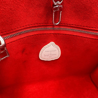 interno  Borsa L.V. in pelle rossa monogram Empreinte con parti metalliche argentate; munita di doppi manici stondati e una tracolla amovibile e regolabile. Completa di corredo, di lusso, originale, ottime condizioni. 