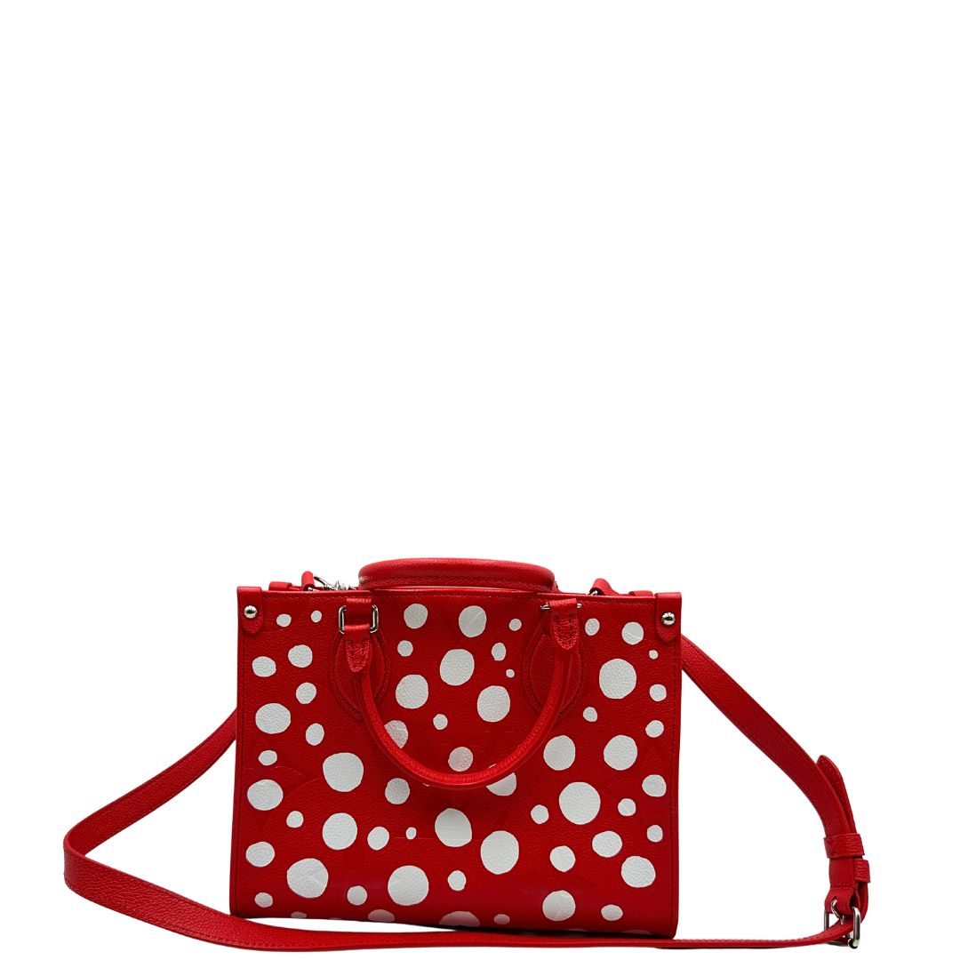 retro  Borsa L.V. in pelle rossa monogram Empreinte con parti metalliche argentate; munita di doppi manici stondati e una tracolla amovibile e regolabile. Completa di corredo, di lusso, originale, ottime condizioni. 