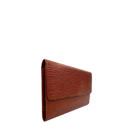 Portafoglio Gucci in pelle Epi color cognac con parti metalliche dorate. Completo di dustbag, di lusso, originale, ottime condizioni.