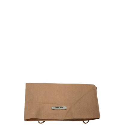 dustbag della Borsa Miu Miu in pelle blu con parti metalliche dorate; munita di doppi manici, indossabile a spalla. Completa di dustbag, di lusso, originale, ottime condizioni. 