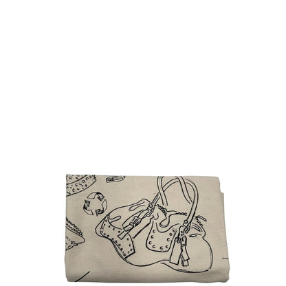 Dustbag di una borsa A.S. 98 in pelle color oliva, dotata di tracolla regolabile in pelle e catena metallica dorata. Presenta chiusura con zip, tasche interne e fodera stampata.