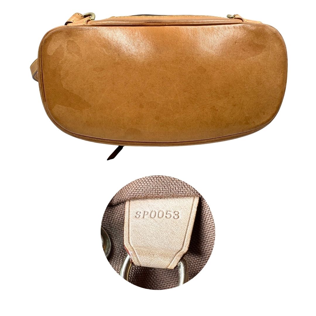 base Zaino Montsouris mini in canvas marrone monogram con finiture in vacchetta naturale e parti metalliche dorate, munito di un anello sulla parte superiore e due bretelle in vacchetta regolabili con fibbie. Completo di dustbag, di lusso, originale, ottime condizioni. 