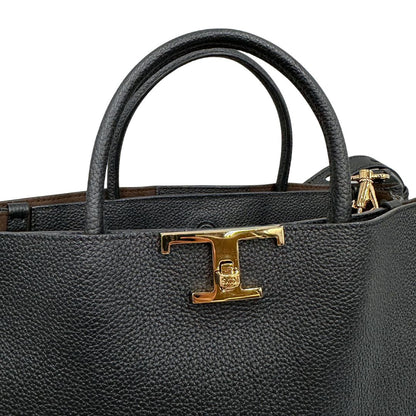 Parte metallica di una borsa Tod's in pelle nera martellata, con parti metalliche dorate; munita di manici stondati e di una tracolla regolabile ed amovibile. Completa di dustbag.