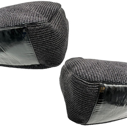 angoli Borsa Saint Laurent in rafia nera con finiture in pelle tono su tono verniciata e parti metalliche argentate; munita di un manico rigido, indossabile a spalla, di lusso, originale, ottime condizioni, usata. 