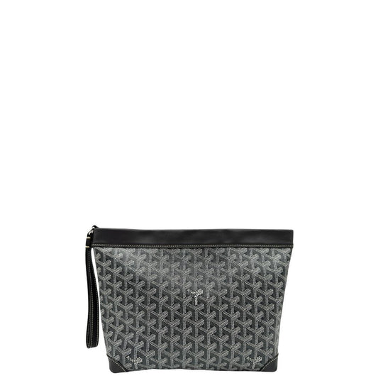 front  Pochette Goyard in canvas trama Goyardine nelle tonalità dei grigi con parti metalliche argentate; munita di un polsino, indossabile a mano. Completa di dustbag e busta, di lusso, originale, ottime condizioni. 