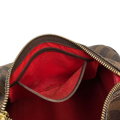 Taschino interno di una borsa Louis Vuitton in canvas Damier Ébène con parti metalliche dorate; munita di doppi manici stondati, da portare a mano. Completo di scatola logata, lucchetto e chiavi.