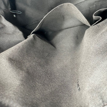 interno Borsa Fendi in canvas color tabacco trama Zucca camouflage; munita di doppi manici stondati, da portare a spalla. Completa di dustbag, di lusso, originale, ottime condizioni, usata. 