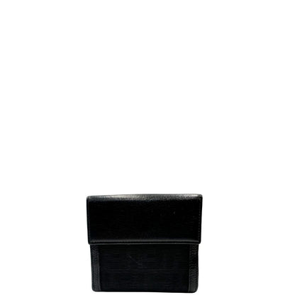 Portafoglio Fendi in tessuto trama Zucca nero con finiture in pelle tono su tono e parti metalliche dorate. Completo di scatola e cartellino, di lusso, originale, ottime condizioni, usata. 