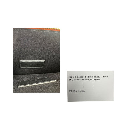 Interno di una Borsa Saint Laurent in pelle color senape con parti metalliche dorate impreziosita di una tracolla in catena e spallaccio in pelle. Originale, usata, di lusso, in condizioni eccellenti .