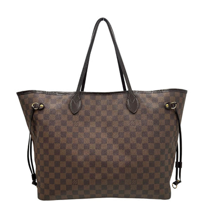 Front di una borsa Louis Vuitton Neverfull GM in canvas Damier Ébène con finiture in pelle marroni testa di moro e parti metalliche dorate; munita di doppi manici, indossabile a spalla.