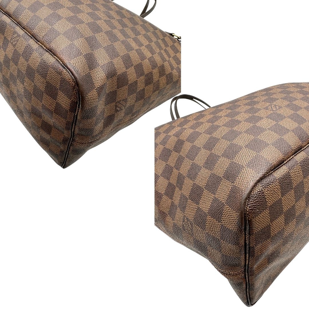 Angoli di una borsa Louis Vuitton Neverfull GM in canvas Damier Ébène con finiture in pelle marroni testa di moro e parti metalliche dorate; munita di doppi manici, indossabile a spalla.