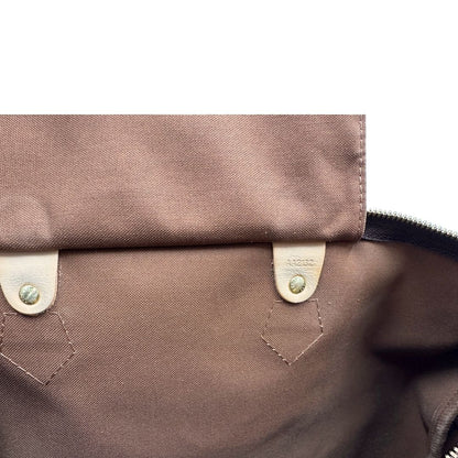 interno Borsa Louis Vuitton in canvas marrone monogram con finiture in vacchetta naturale e parti metalliche dorate; munita di doppi manici stondati. Completa di lucchetto e chiavi, di lusso, originale, ottime condizioni, usato. 