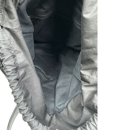 interno  Borsa Dolce & Gabbana in rafia e pelle nera, dalla struttura morbida e capiente, di lusso, originale, ottime condizioni, usata. 