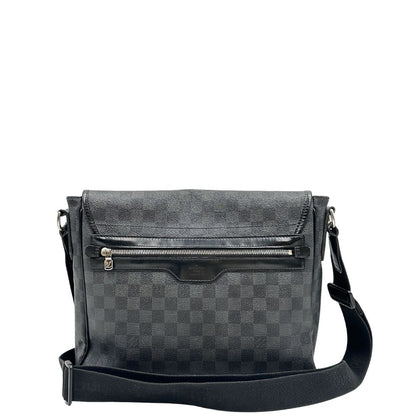 retro Borsa Louis Vuitton in canvas damier graphite, finiture in pelle tono su tono e parti metalliche argentate; munita di una tracolla in tessuto regolabile. Completa di dustbag, di lusso, originale, ottime condizioni, usata. 