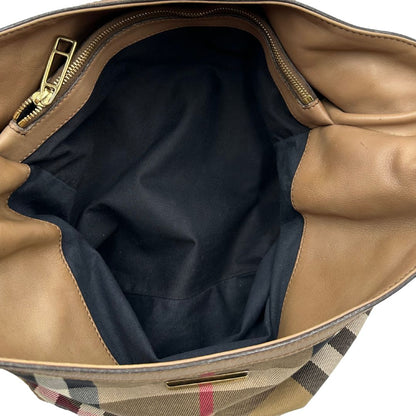 interni della  Borsa Burberry in tessuto tartan beige con parti metalliche dorate; munita di un manico singolo, indossabile a spalla, di lusso, originale, ottime condizioni, usata. 