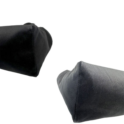 angoli  Borsa Fendi in tessuto nero con finiture in pelle tono su tono e parti metalliche argentate; munita di doppi manici, indossabile a spalla, di lusso, originale, ottime condizioni, usata. 