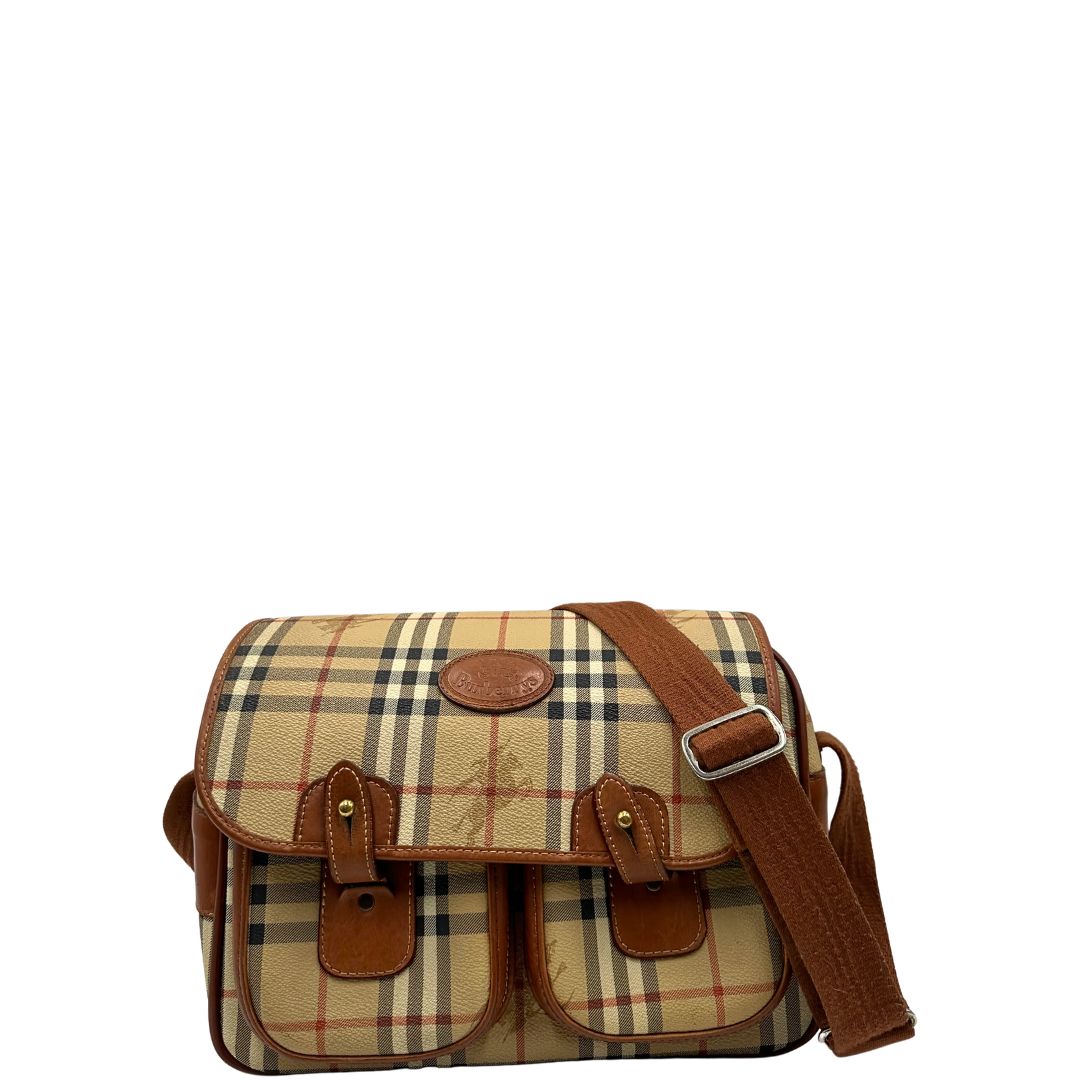 Front di una borsa Burberry trama tartan, con metalleria dorata, usata, originale, second hand, in ottime condizioni.