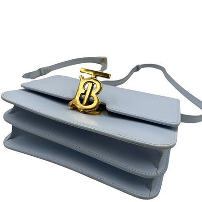 Base, Borsa Burberry TB in pelle, presenta una silhouette rigida e squadrata con chiusura a&nbsp;fermaglio.