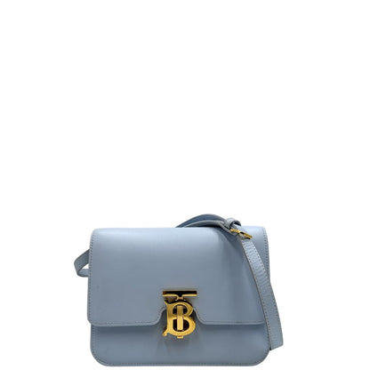 Front, Borsa Burberry TB in pelle, presenta una silhouette rigida e squadrata con chiusura a&nbsp;fermaglio.