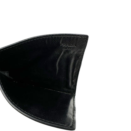 Interno, Portafoglio Prada in pelle Saffiano nera. Originale, usato, di lusso, in ottime condizioni