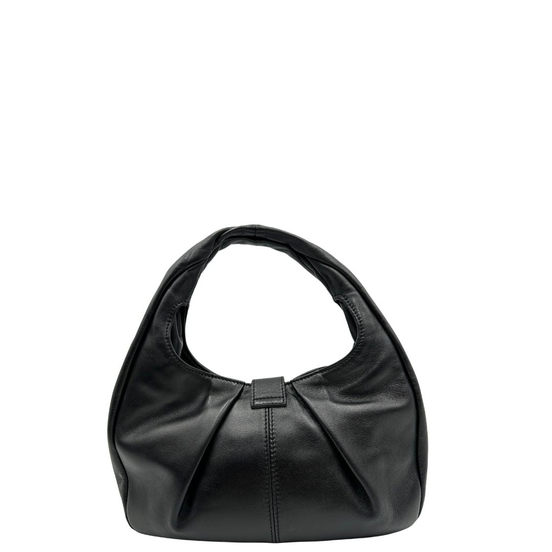 Retro di una borsa modello hobo Borbonese in morbida pelle nera, con metalleria dorata, usata, originale, second hand, in ottime condizioni.