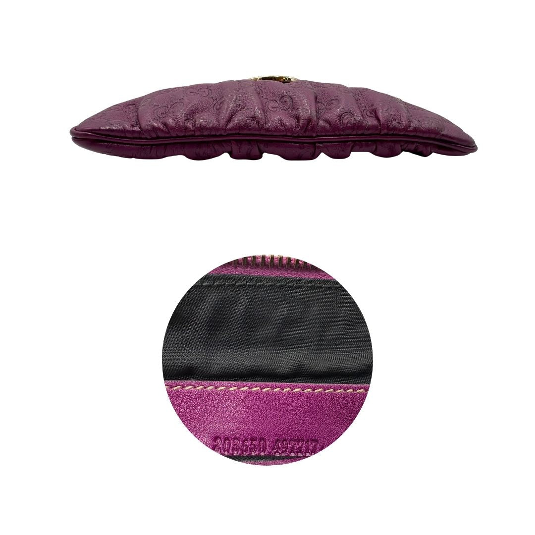 base e codice Pochette Gucci GG viola con hardware dorato, di lusso, ottime condizioni, usata, originale. 