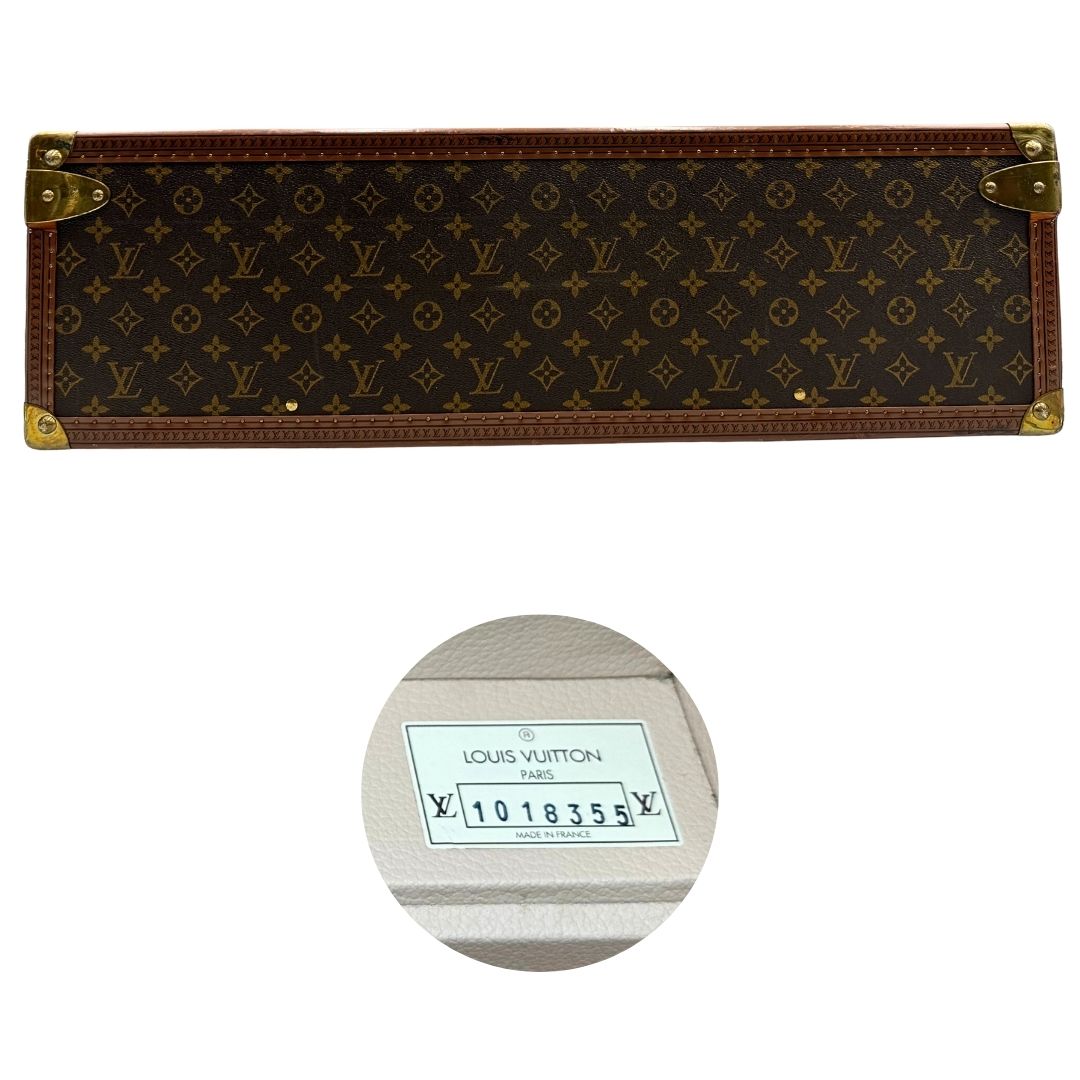 base Valigia Alzer 70 in canvas monogram, munita di un accessorio porta address amovibile, di lusso, originale, ottime condizioni, usata. 