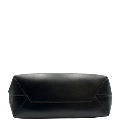 base Tote Balenciaga in pelle nera, indossabile a spalla, di lusso, originale, ottime condizioni, usata. 