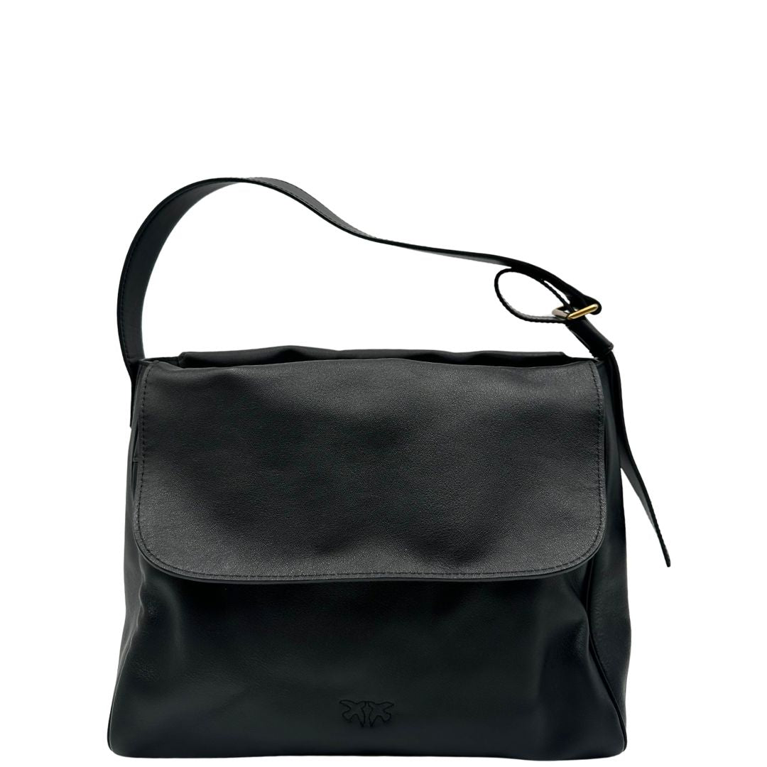 Retro, Borsa Pinko realizzata in morbida pelle nera. Originale, usata, di lusso, in ottime condizioni.