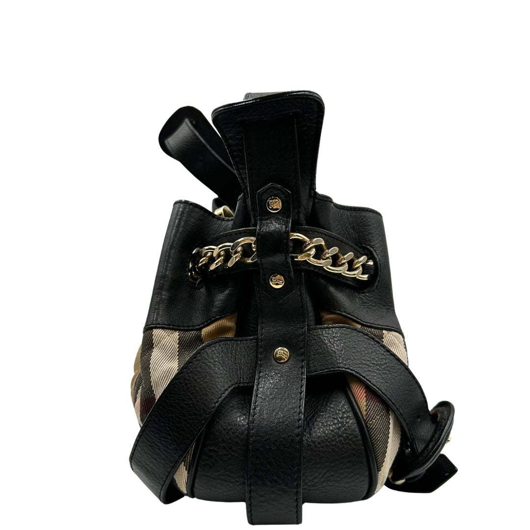 lato Borsa Burberry in tessuto Burberry Check e finiture in pelle nera, di lusso, originale, ottime condizioni, usata. 