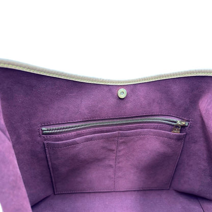 interno Borsa CarryAll MM  realizzata in tela Monogram e rifinita in pelle naturale, di lusso, originale, ottime condizioni, usata. 