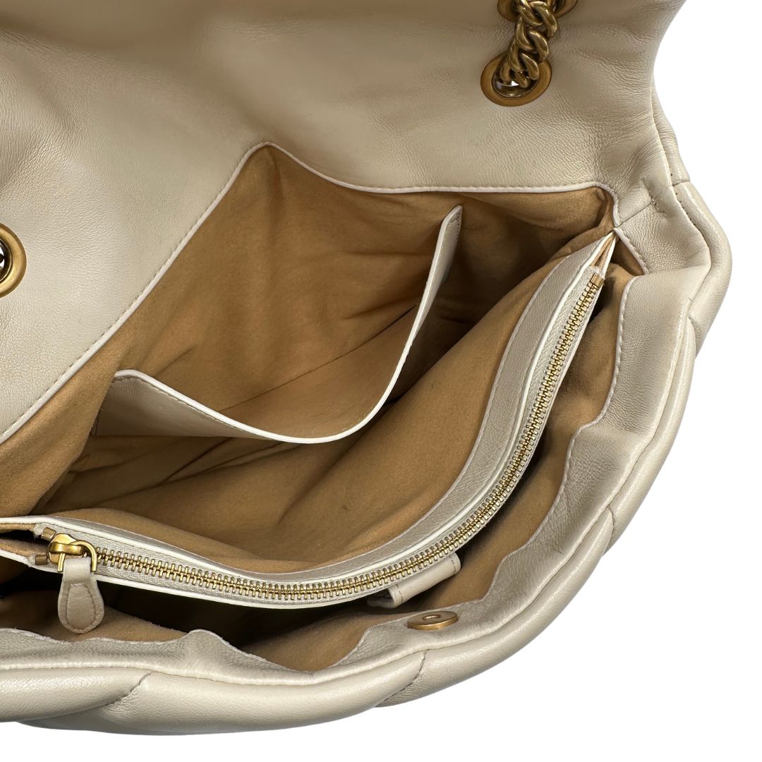 interno  Borsa Pinko realizzata in morbida pelle bianca matelassè, di lusso, originale, ottime condizioni, usata. 