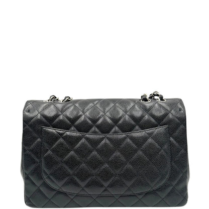 retro Borsa Chanel in pelle caviar nera trapuntata con hardware argentato, di lusso, originale, ottime condizioni, usata. 