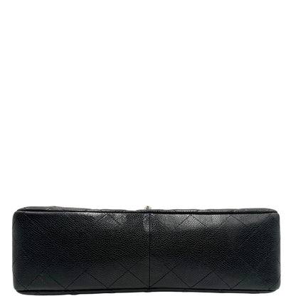 base  Borsa Chanel in pelle caviar nera trapuntata con hardware argentato, di lusso, originale, ottime condizioni, usata. 