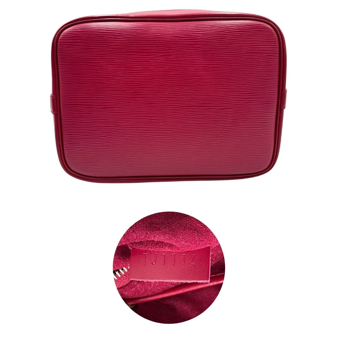 base Secchiello LV in pelle epi color magenta, di lusso, originale, ottime condizioni, usata. 