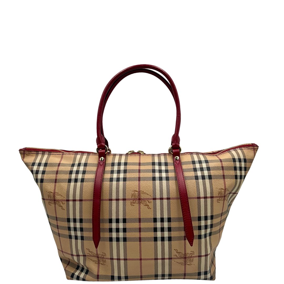 Retro di una shopper Burberry in canvas trama tartan con finiture in pelle bordeaux, usata, originale, second hand, in ottime condizioni.