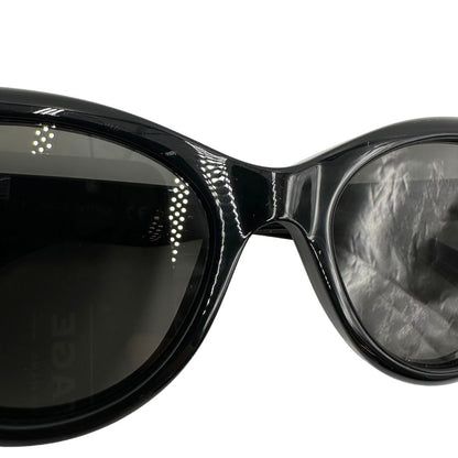 Occhiali da sole Gucci in acetato nero e hardware dorato. Originali, usati, di lusso, in ottime condizioni.
