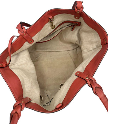 Interno di una shopper Gucci Craft in tela beige, con finiture in pelle color rosa corallo. Dotata anche di una comoda pochette estraibile, usata, originale, second hand, in ottime condizioni.