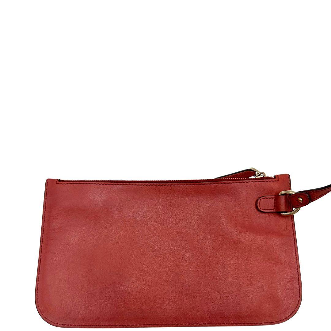 Retro di una pochette di una shopper Gucci Craft in tela beige, con finiture in pelle color rosa corallo, usata, originale, second hand, in ottime condizioni.