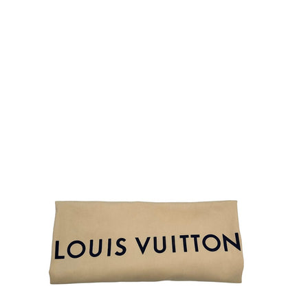 Dustbag di una borsa hobo LV Mahina Why Knot nera in monogram mahina, con iconico maxi fiocco sulla parte superiore, usata, originale, second hand, in condizioni eccellenti.